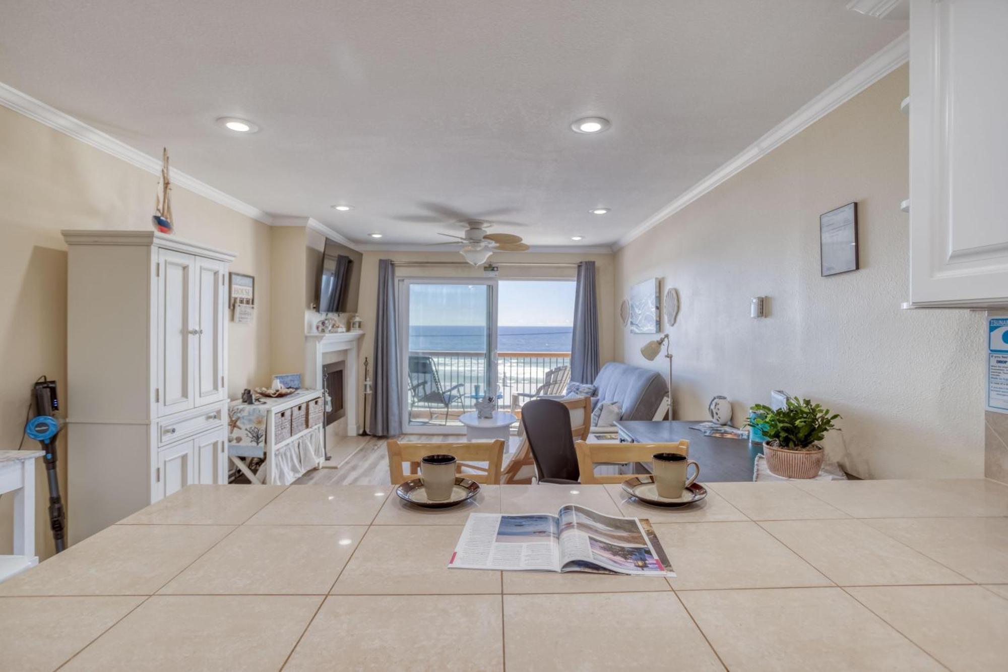 Seascape Suite Lincoln City Exterior foto